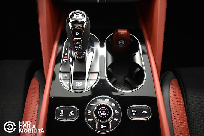 BENTLEY Bentayga V8 S